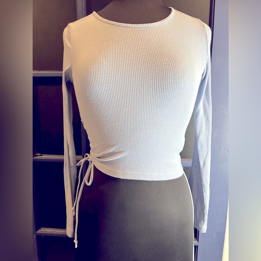 Crop side tie long sleeve